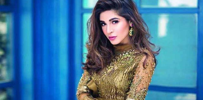 Ayesha-Omer-dance-video-viral