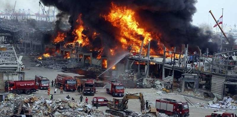 Beirut port: Huge fire breaks out a month after deadly explosion