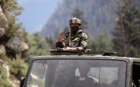 indian-soldier-in-ladakh