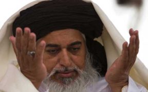 khadim-hussain-rizvi-breathing-again