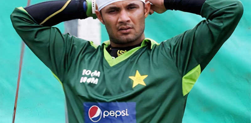Imran-Farhat-retires-from-cricket