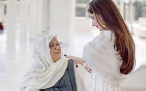 Mawra-Hocane's-grandmother-passes-away