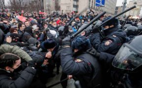 Russia-diplomats-protests