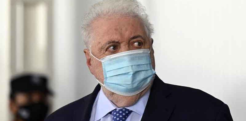 minister-Argentina-people-health