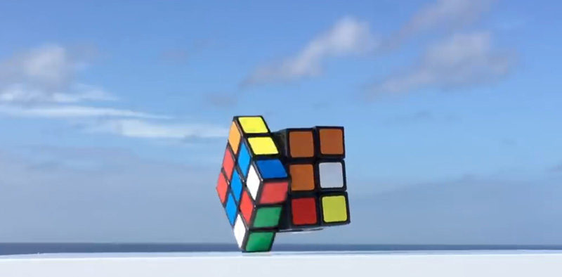 Self Solving Rubik's Cube