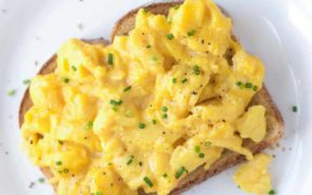 Scrambled-Eggs-Recipe