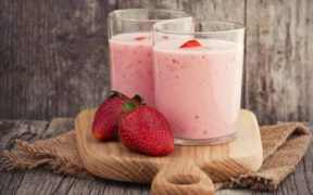 strawberry-smoothie