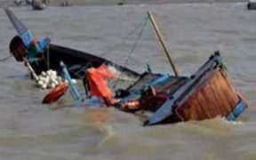 Boat overturns in Indus near Sujawal, two women missing