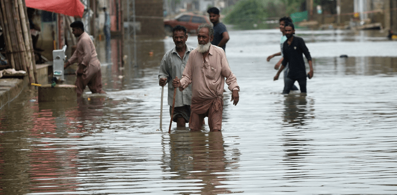Weather analyst predicts rain in Karachi starting on April 14