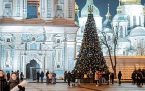 "Ukraine's Independence: A New Christmas Date Signals a Historic Shift Away from Russia"