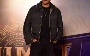 For the "Animal" premiere, Anil Kapoor opted to wear Pakistani brand "Rastah"