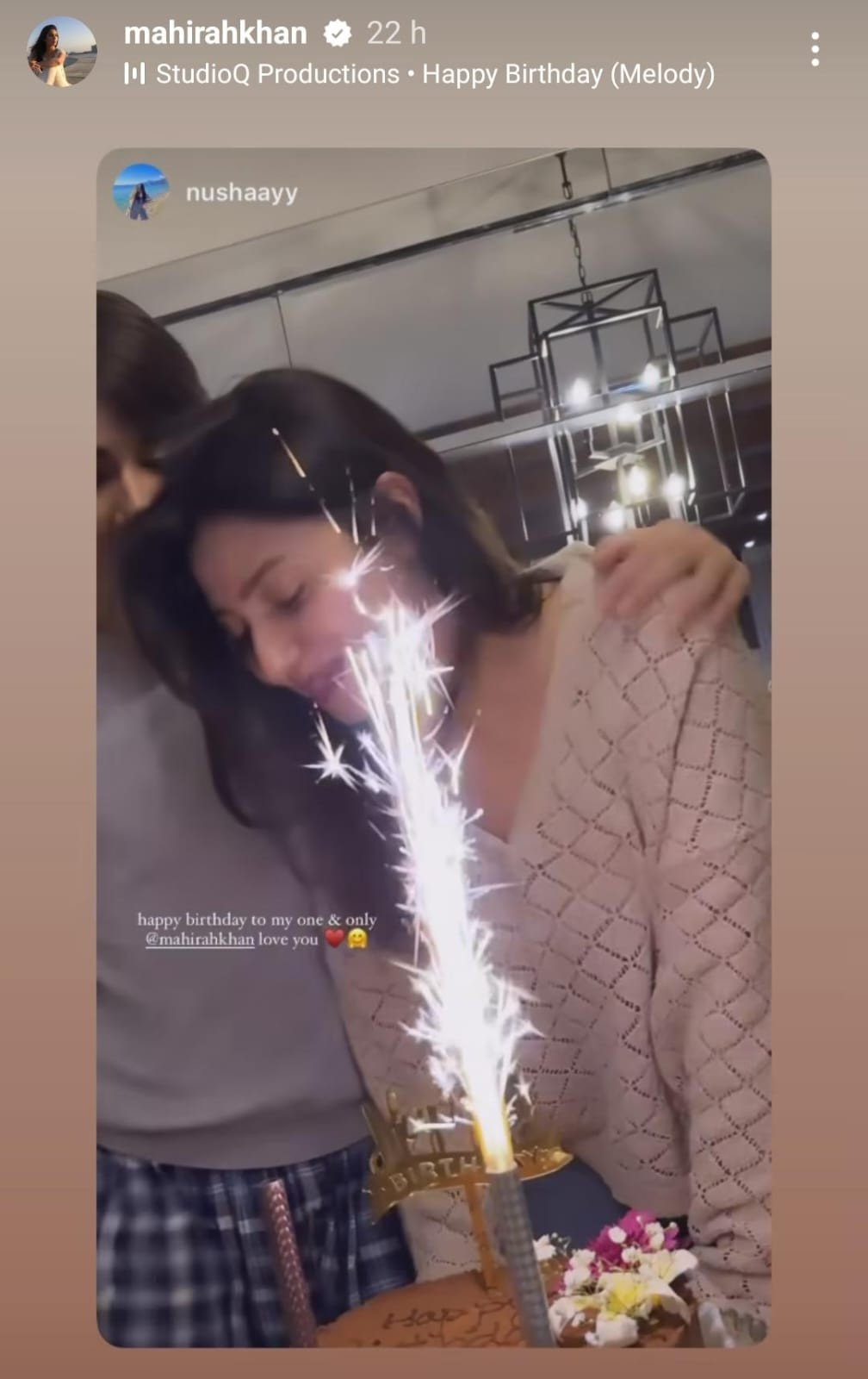  Mahira Khan celebrates her 39th birthday