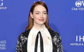 "Emma Stone Triumphs Defying Outdated Advice at the 2024 Palm Springs Film Awards"