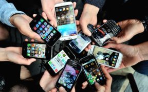 Opposition to the smartphone program