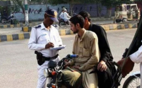 Karachi Traffic Police Meeting DIG Directives for Traffic Flow & Safety