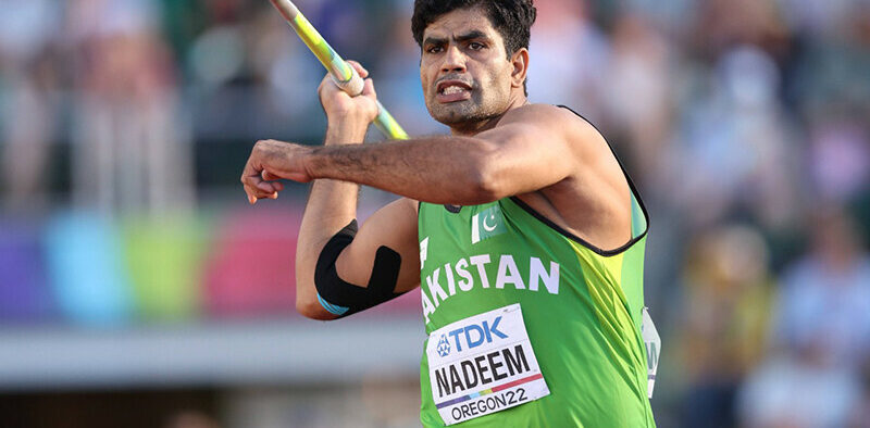 PM Shehbaz grants Pakistan top javelin thrower Arshad Nadeem a Rs2.5 million cash reward