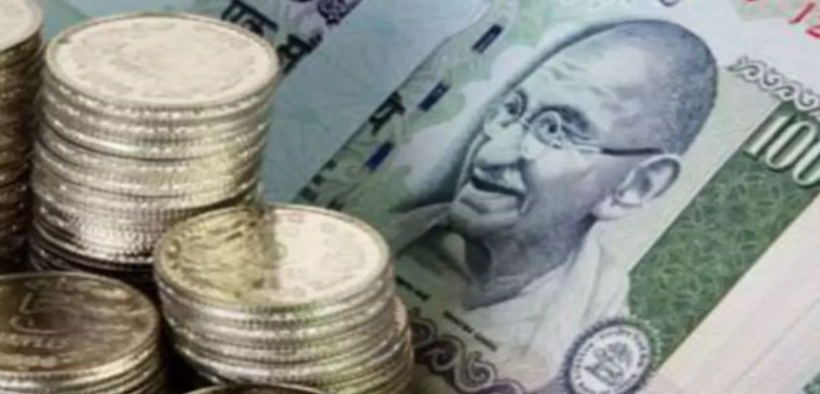 Indian Rupee at 83.3725 Against USD RBI's Intervention Amidst All-Time Low