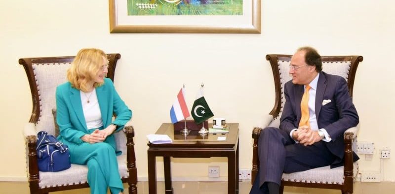 Pakistan and the Netherlands talk on technology transfer