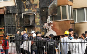 29 people die in a fire in downtown Istanbul while rescue efforts continue