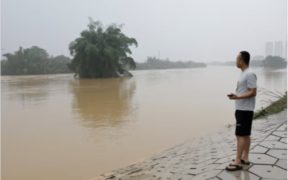 Floods engulf southern China, raising concerns about catastrophic weather