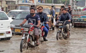 Rain and Thunderstorms Forecasted by PMD Karachi and Beyond Brace for Weather Impact