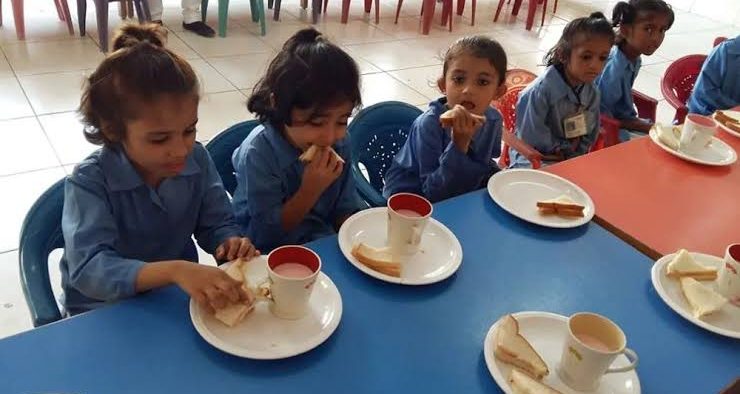 Government School Meal Program Kickstarts in Islamabad's Tarnol and Nelore Sectors