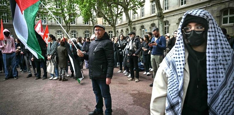 Due to pro-Palestinian demonstrations, a prestigious French university loses funds