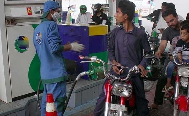 Major fuel price reduction announced by PM Shehbaz