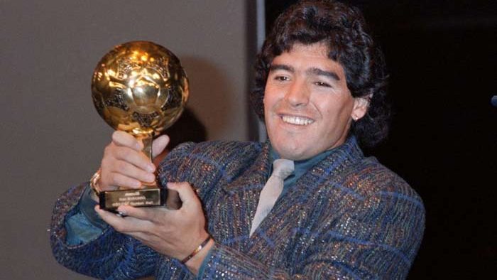 Diego Maradona's'stolen' 1986 World Cup trophy to be auctioned off
