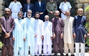 Eight Iranian fishermen are rescued by the Pakistan Navy