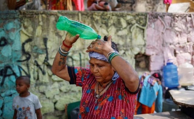 South Asia faces extreme weather with heatwave in India, cyclone in Bangladesh