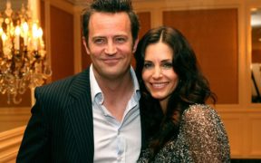 He comes to see me frequently: Matthew Perry is still felt by Courteney Cox