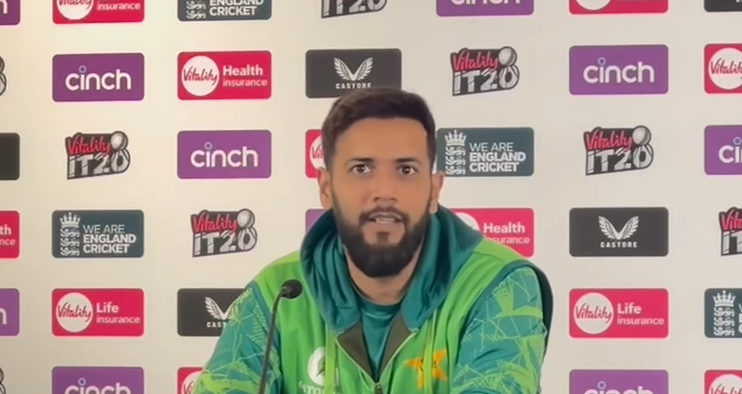 Imad Wasim's Take on Pak vs Eng T20I Series Injury Management & Team Confidence