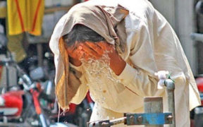 Karachi Heatwave Alert Temperatures Soar to 40-42°C, Stay Safe with PMD Tips