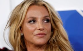 Concerns grow about Britney Spears' drinking and the impact of her boyfriend