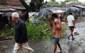 Cyclone Remal destroys sixteen lives and cuts off power to millions in Bangladesh and India