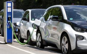 Ministry Seeks Reversal of Sales Tax Hike on Electric and Hybrid Vehicles