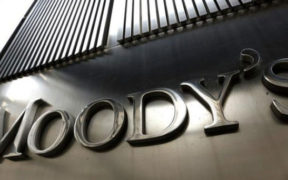Moody's Warns of Fiscal Challenges and Social Tensions in Pakistan's FY25 Budget