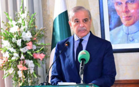 Prime Minister Shehbaz Sharif in Talks for $600 Million Loan from Chinese Banks