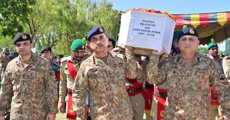 Sepoy Haroon William's Final Rites PM and COAS Honor Sacrifice in Rawalpindi