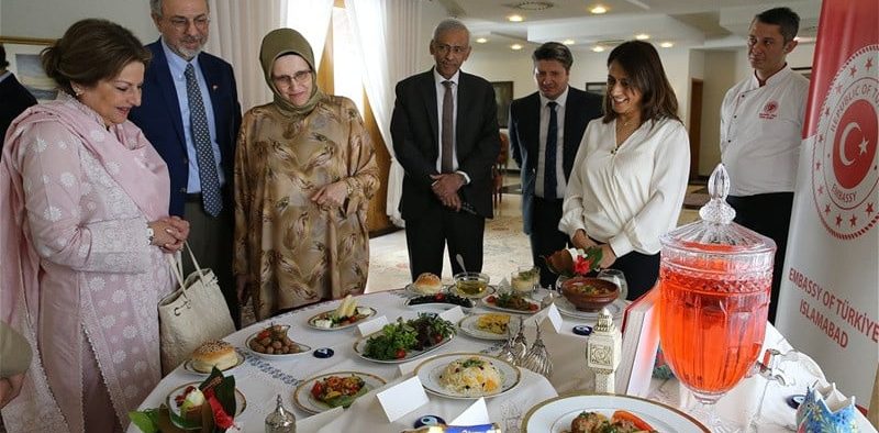 Turkish food flavors unite Pakistani officials and politicians