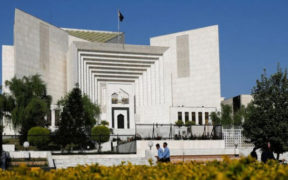 SC Issues Contempt Notices to Lawmakers TV Channels for Judicial Tirades