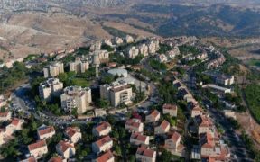 UK Urges Israel to Halt Settlement Expansion Amid Escalating Tensions