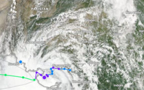 Cyclone Asna Causes Major Flight Delays in Pakistan Karachi, Islamabad