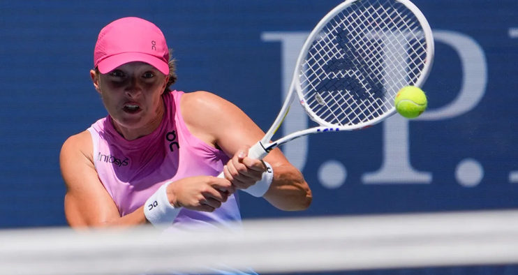 Iga Swiatek Battles Past Rakhimova to Secure US Open Victory