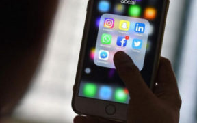 Australia to Ban Kids from Social Media for Mental Health