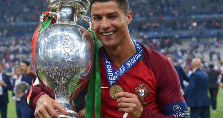 Cristiano Ronaldo Scores 900 Goals in UEFA Nations League Reflects