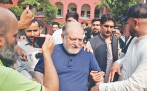 Journalist Orya Maqbool Jan Challenges FIA Arrest, Awaits Bail Decision on September 3