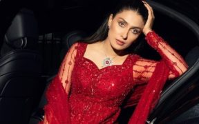 Kareena Kapoor Inspires Ayeza Khan's Acting Journey