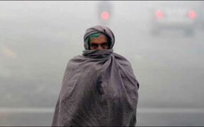 Experts Predict Shorter Winter as Karachi Heats Up Smog Hits Lahore